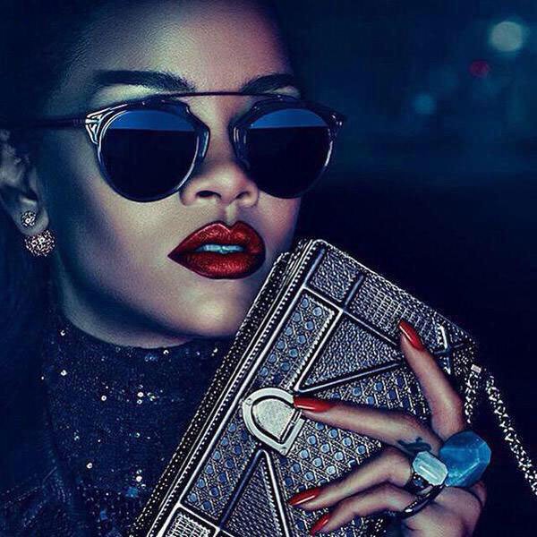 Rihanna-Dior-Diorama-Handbag-Campaign-1