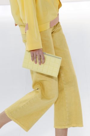 chanel-yellow-clutch-bag-spring-2017-300x450