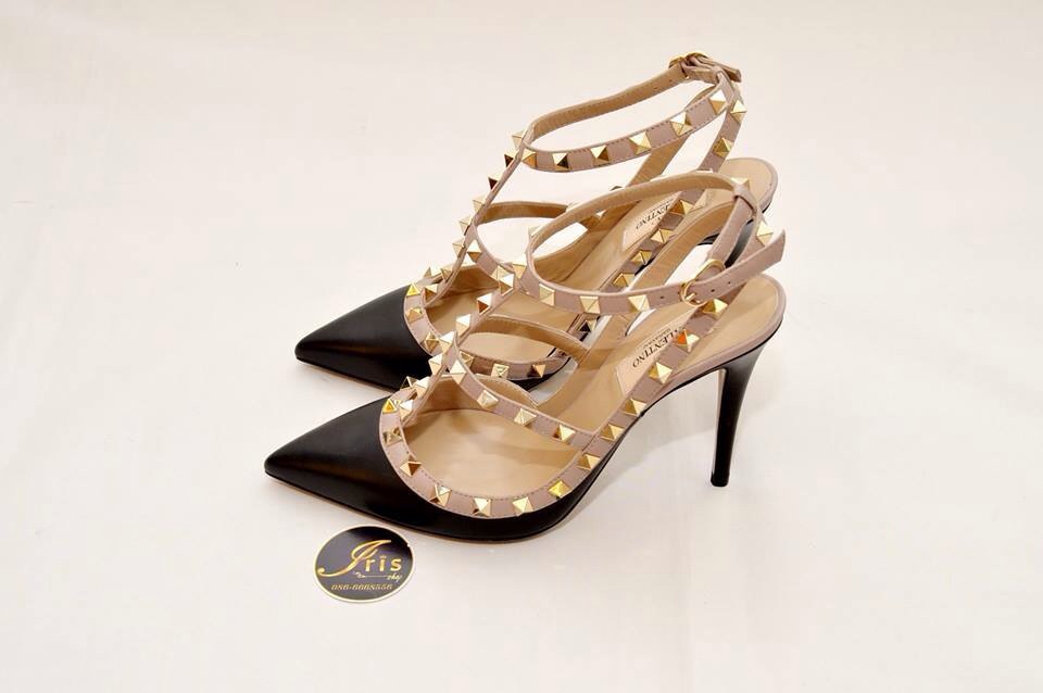 รองเท้า Valentino Kitten heels 4″ Black Matte ของใหม่พร้อมค่ะ!! – Iris Shop