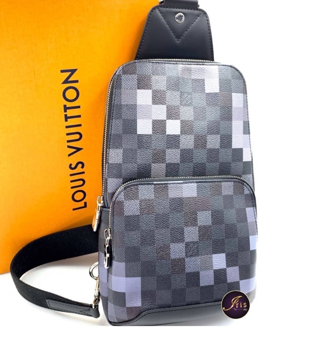 louis vuitton pixel Avenue Sling