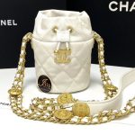 กระเป๋า Chanel mini bucket with chain white caviar Ghw ของใหม่ พร้อมส่ง‼️